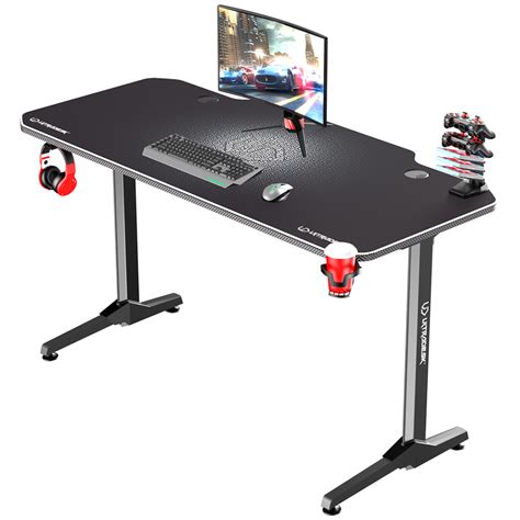 Pc Gaming Desks Cool Gaming Desk Accessories That Will Make Your
