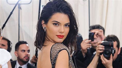 Mario Testino Teams With Kendall Jenner For Vogue India Cover Hello
