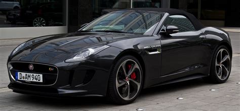 Experimentati cele mai noi modele jaguar, caracterizate prin performante sportive si tehnologii inovatoare. Теперь спорткары Jaguar F-Type получат в названия мощность ...