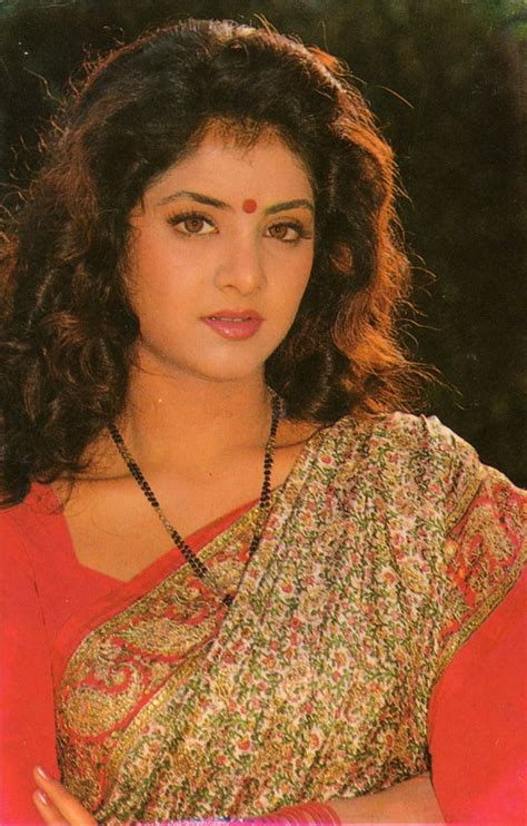 Pin On Bollywood Divya Bharti 1974 1993