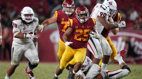 USC Football: Get a sense of how analysts view the 2021 depth chart