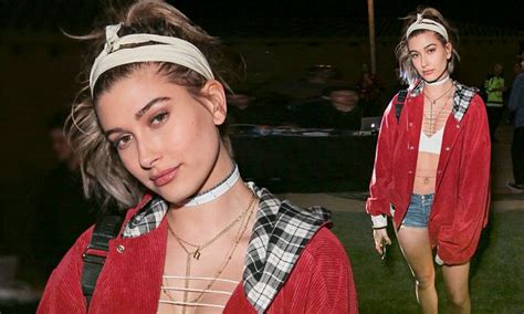 Hailey Baldwin Flashes Flat Tummy As She Parties At Nylons Coachella Bash Daily Mail Online