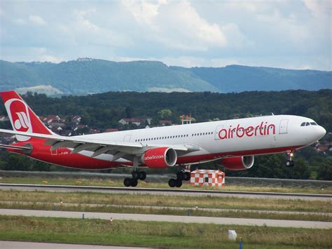 If web check in is being done you don't have to waste your time at the airport. Ein Airbus A330-200 der Airlines airberlin bei der Landung ...