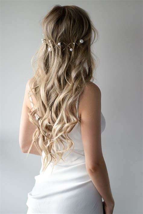 Easy Curly Hairstyles For Prom Hairstyle Catalog