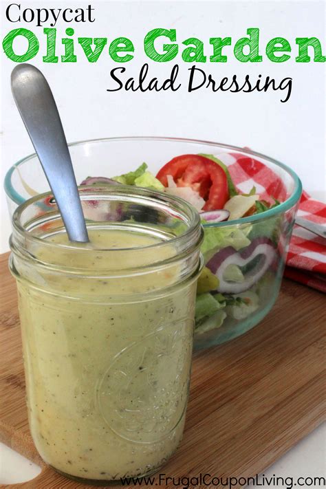 The olive garden salad dressing recipe is a simple base of mayonnaise and vinegar. Copycat Olive Garden Dressing | KeepRecipes: Your ...