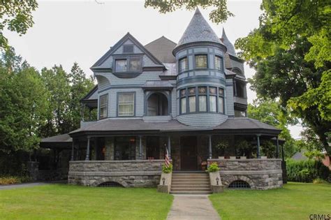 Victorian homes for sale nj. 10 Victorian Homes to Swoon Over for Valentine's Day