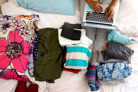 Earn Cash Selling Clothes Online With These 5 Resale Sites Selling