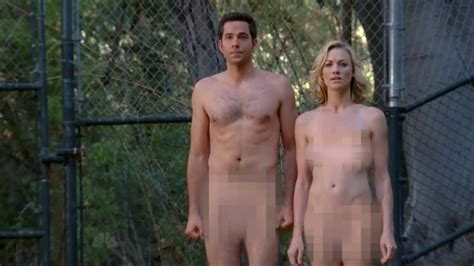 Zachary Levi Holiday Hot Sex Picture