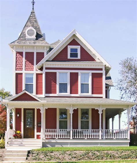 17 Victorian Houses With The Decorative Details That Define The Era