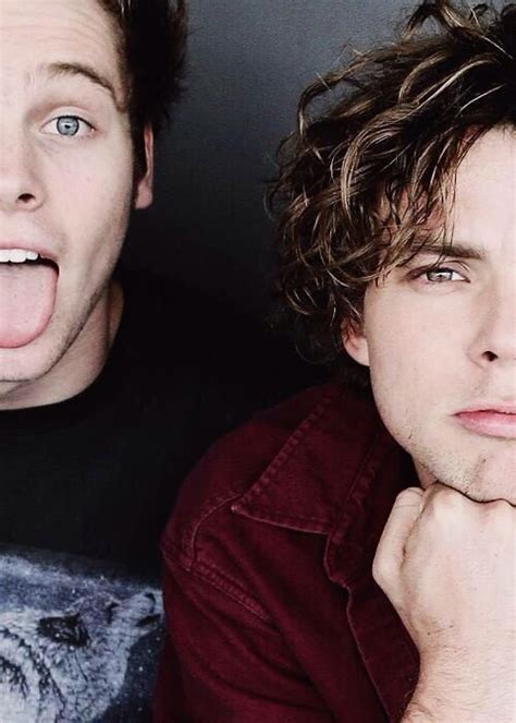 Luke And Ash Ashton Irwin Luke And Ashton 5sos Luke Calum Thomas