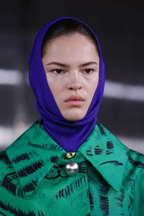 Marni Fall 2018 Ready To Wear Collection Vogue Fashion Show