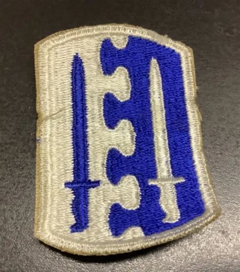 Us Army 2nd Infantry Brigade Patch Vietnam Era Airborne Insignia Badge