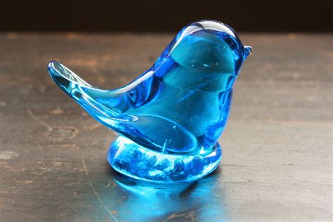 Vintage Leo Ward Hand Blown Glass Bluebird Of Happiness Etsy Hand Blown Glass Glass Blowing