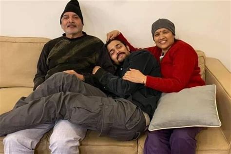 Youtuber Bhuvan Bam Loses Both Parents To Covid 19