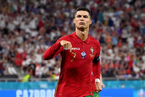 Cristiano Ronaldo Officially Inks 535 Million Deal With Saudi Soccer