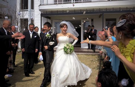 Modern Western Style Japanese Wedding Ceremony