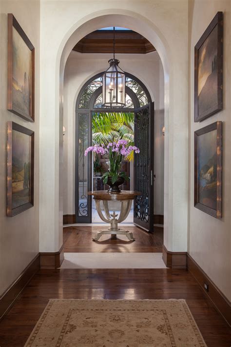 17 Breathtaking Mediterranean Entry Hall Designs That Will Fascinate You
