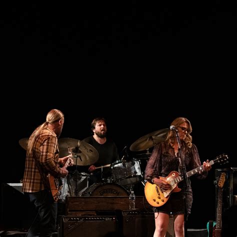 Fireside Live With Tedeschi Trucks Band These Subtle Sounds