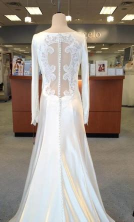Wir hatten euch an dieser stelle bereits vor einiger zeit berichtet, dass das brautkleid, das bella alias kristen steward im. alfred angelo brautkleider twilight