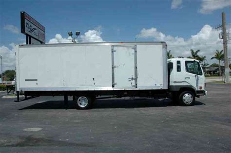 No more crawling in from the back of the cap. MITSUBISHI FUSO FK200 24FT BOX TRUCK. . SIDE DOOR. . (2007 ...