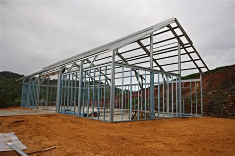 how to insulate a steel frame house