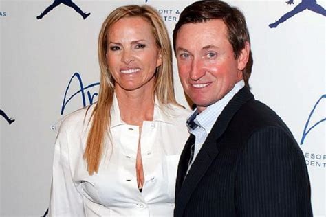 Wayne Gretzky Wife From 1988 Wayne Gretzky Marries Janet Jones In