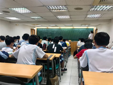 If you're an expert in any subject, use your smarts to make some extra money and help others too! Part-time male tutor suspected of sexually assaulting four ...