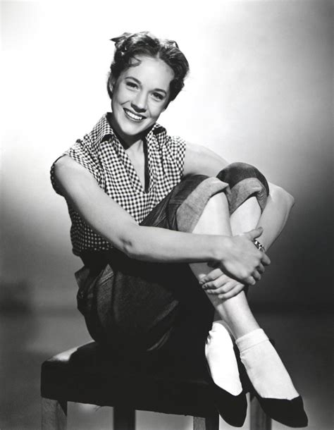 Julie Andrews - Classic Movies Photo (9594252) - Fanpop