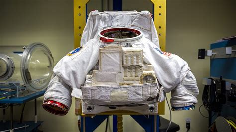How Astronauts Put On Space Suits Youtube