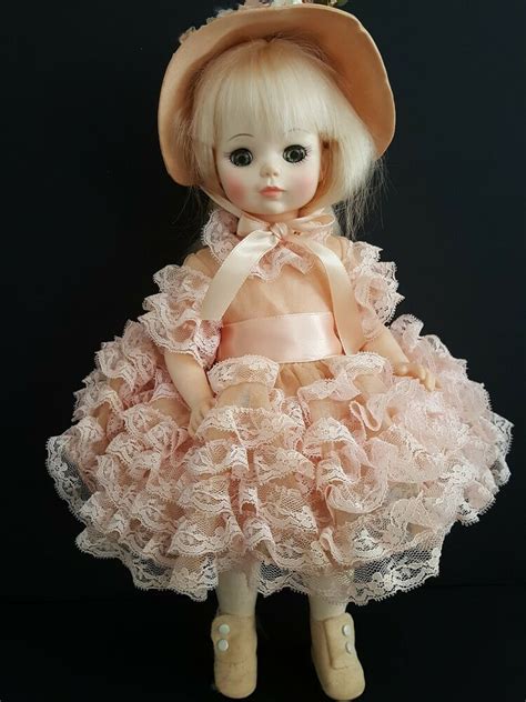 Vintage Madame Alexander Renoir 1578 Victorian Lady Doll In Pink Dress Madamealexander