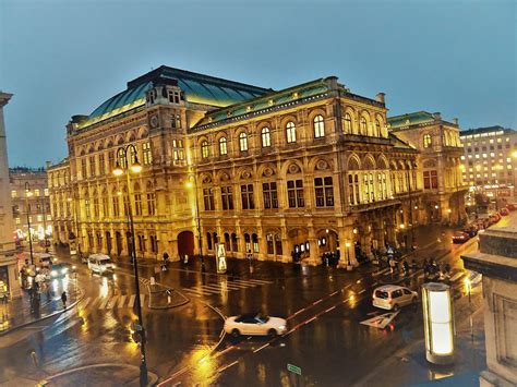Франсуа клюзе, омар си, анн ле ни и др. Wien, 1. Bezirk (very important institutions in the core o ...