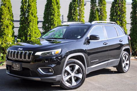 Pre Owned 2019 Jeep Cherokee Limited Sport Utility In Lynnwood 75742c