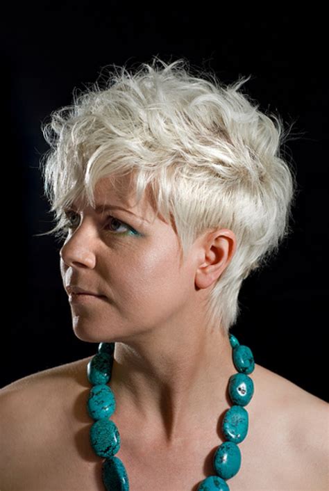 This silvery short hairstyle beautifully showcases the natural beauty present in ahead with a few gray hairs. CUTE MEDIUM HAIRCUTS: SHORT FUNKY HAIRSTYLES: COLOR RICH ...
