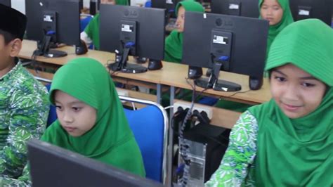 20 agustus 2019 | 1 tahun lalu. Profile Sekolah Islam Al Azhar 57 Jambi - YouTube