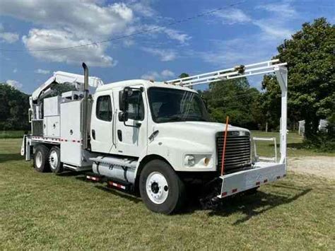 Freightliner 2009 Heavy Duty Trucks