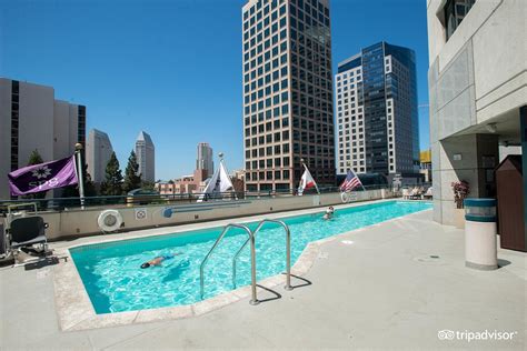 The Westin San Diego Bayview Pool Pictures And Reviews Tripadvisor