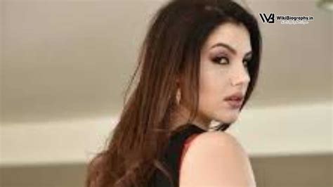 Who Is Valentina Nappi Wiki Bio Age Height Net Worth Career Babefriend Family WhoWiki Org