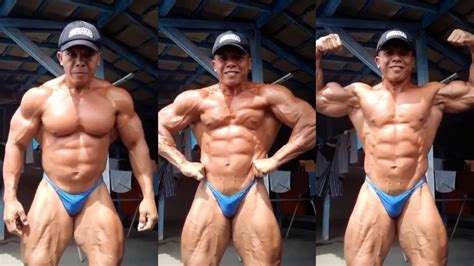Indonesian Bodybuilder Muscle Flexing Youtube