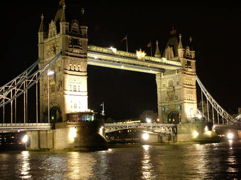 『年末年始イギリス8日間の旅? ロンドン塔とロンドン夜景観賞編』ロンドン(イギリス)の旅行記・ブログ by kantaroさん【フォートラベル】