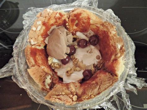 Naredite si ga na zalogo, saj se boste z njim radi odžejali tudi v hladnejših mesecih. Hitra ledena sladica - OblizniPrste.si