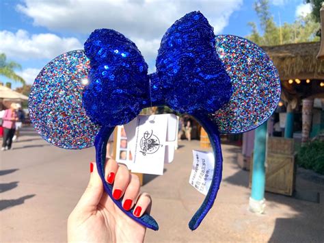 Photos New 2020 Minnie Ear Headbands Ring In The New Year At Walt