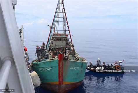 Detik Detik Penangkapan Kapal Ikan Vietnam Di Natuna