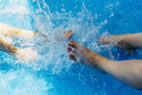 Splashing Feet Pic Fitness And Wellness News