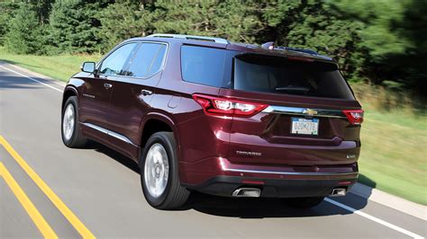 2018 Chevy Traverse First Drive Bigger But Not The Best Autoblog