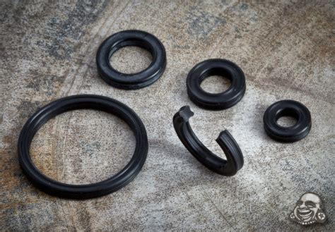 O ring zincirde yağ 2 haznede kalıyor, x ring zincirde yağ 3 haznede kalıyor. X-Ring: Nitrile No Roll O-Ring