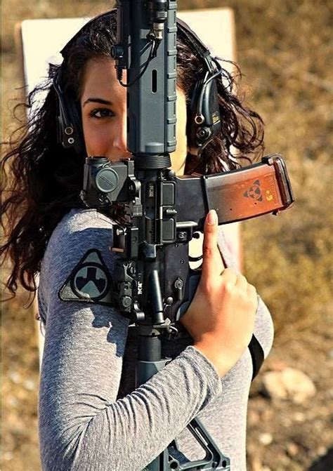 Pin By Abel Reynoso Police And Military On Survivalism Military Girl