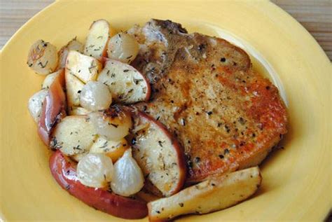Roasted Pork Chops With Apples And Onions