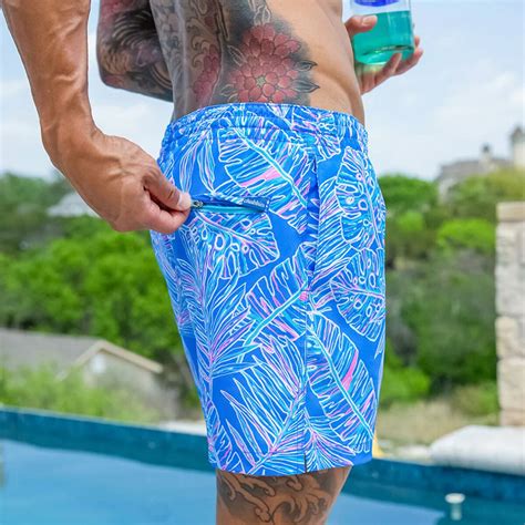 Chubbies The Cruise It Or Lose Its 7in Stretch Swim Trunk Mens Clothing