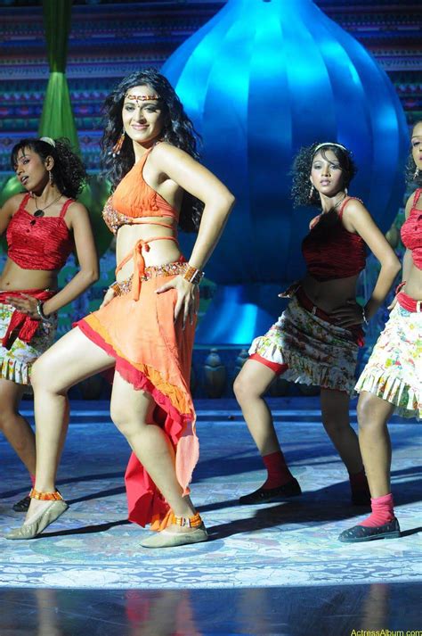 Presenting you telugu actress anushka shetty #anushkashetty all hot scenes and songs compiled video. Anushka Shetty Sexy Legs Exposing - Actress Album