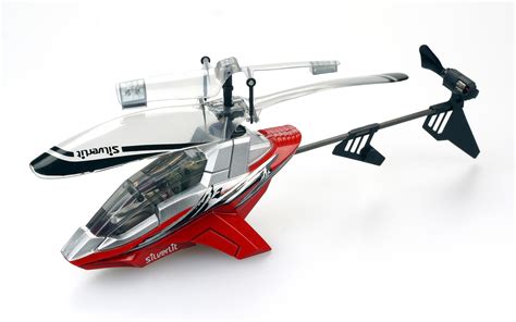 Silverlit Infrared Air Striker Radio Controlled Helicopter Reviews